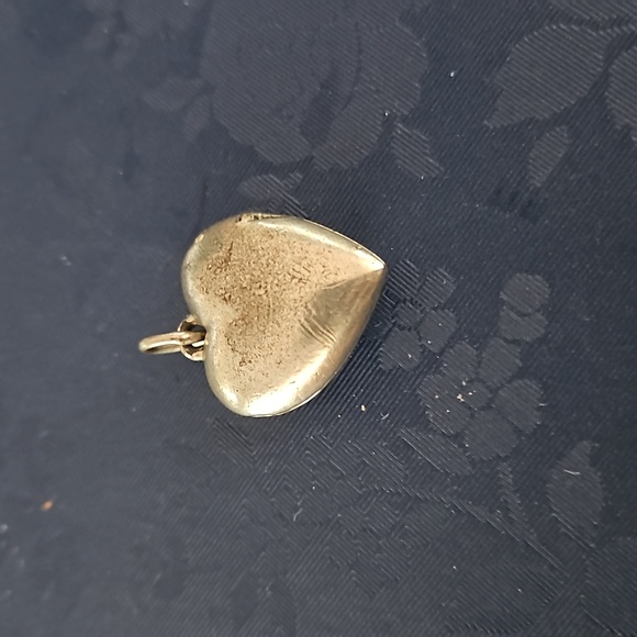 M Initial Locket Pendant - Picture 2 of 3